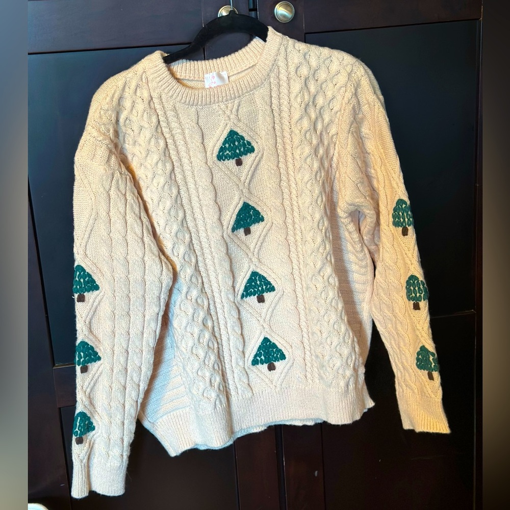 So Me Christmas Tree Sweater, size M